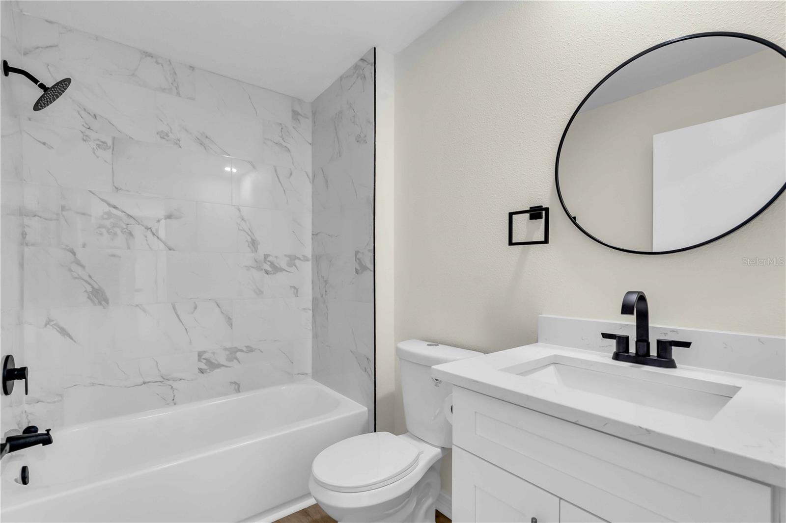 Image 19 of 25 For 4613 Muirfield Dr