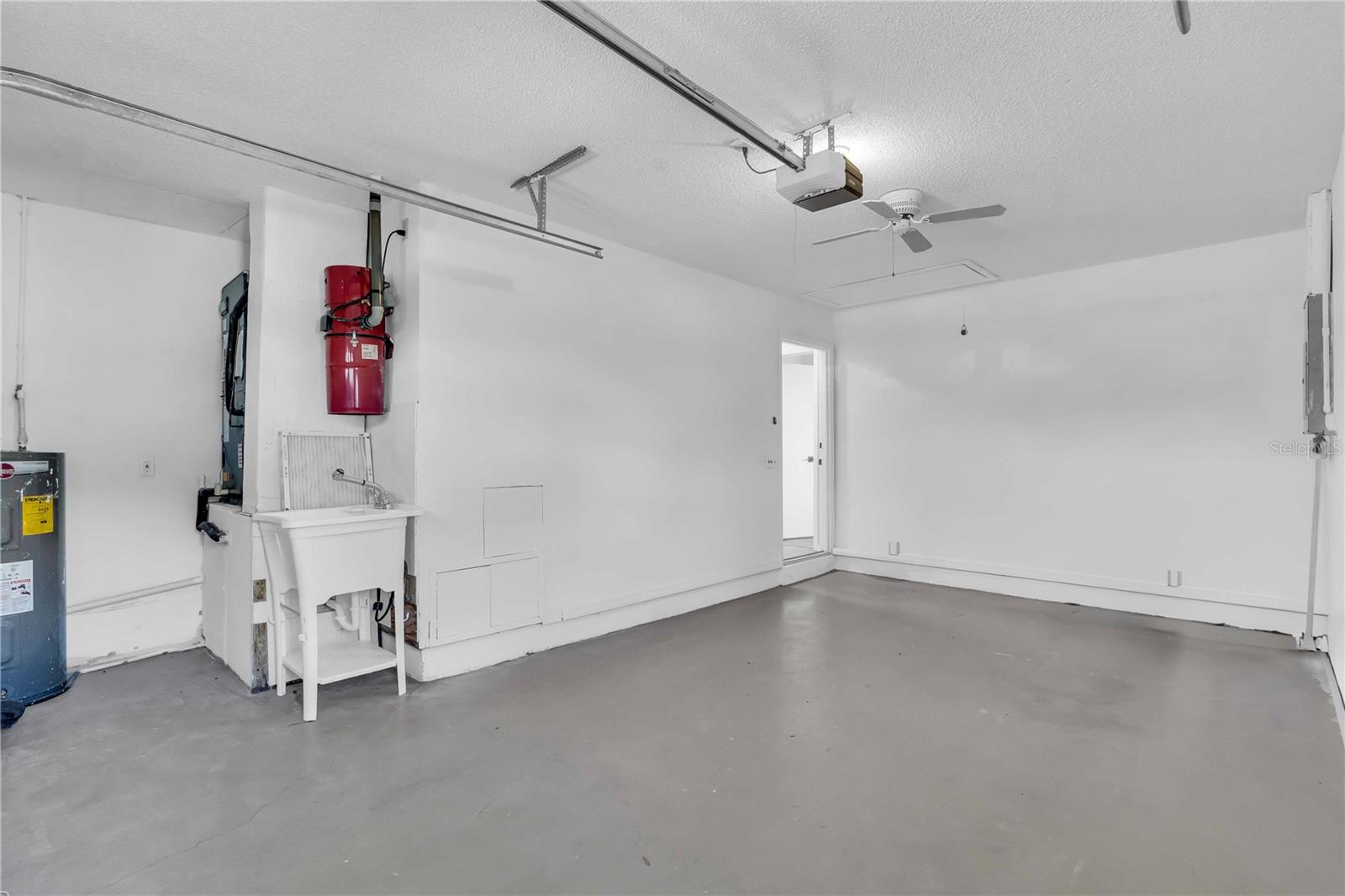 Image 20 of 25 For 4613 Muirfield Dr