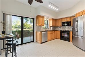 Image 20 of 52 For 5259 Heron Way 103