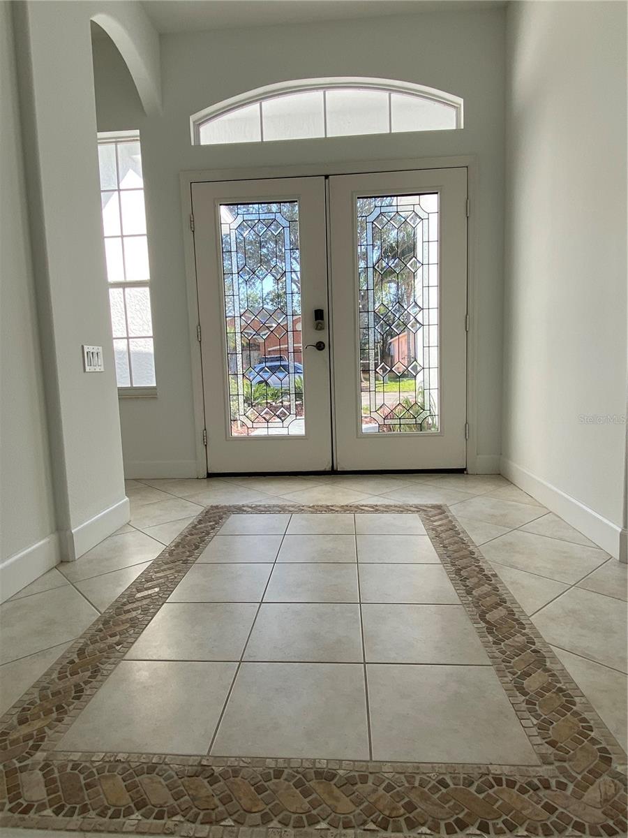 Image 14 of 39 For 3807 2nd Drive Ne