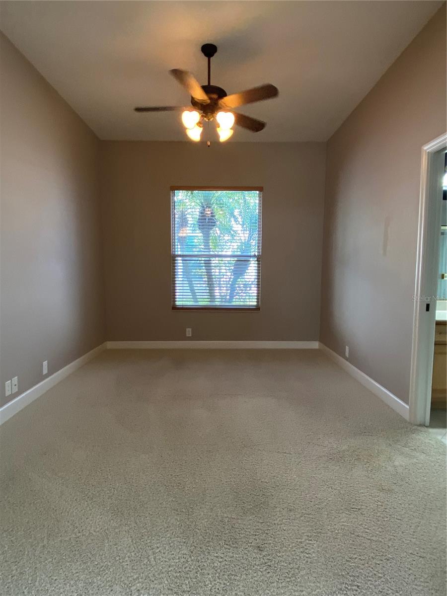 Image 21 of 39 For 3807 2nd Drive Ne