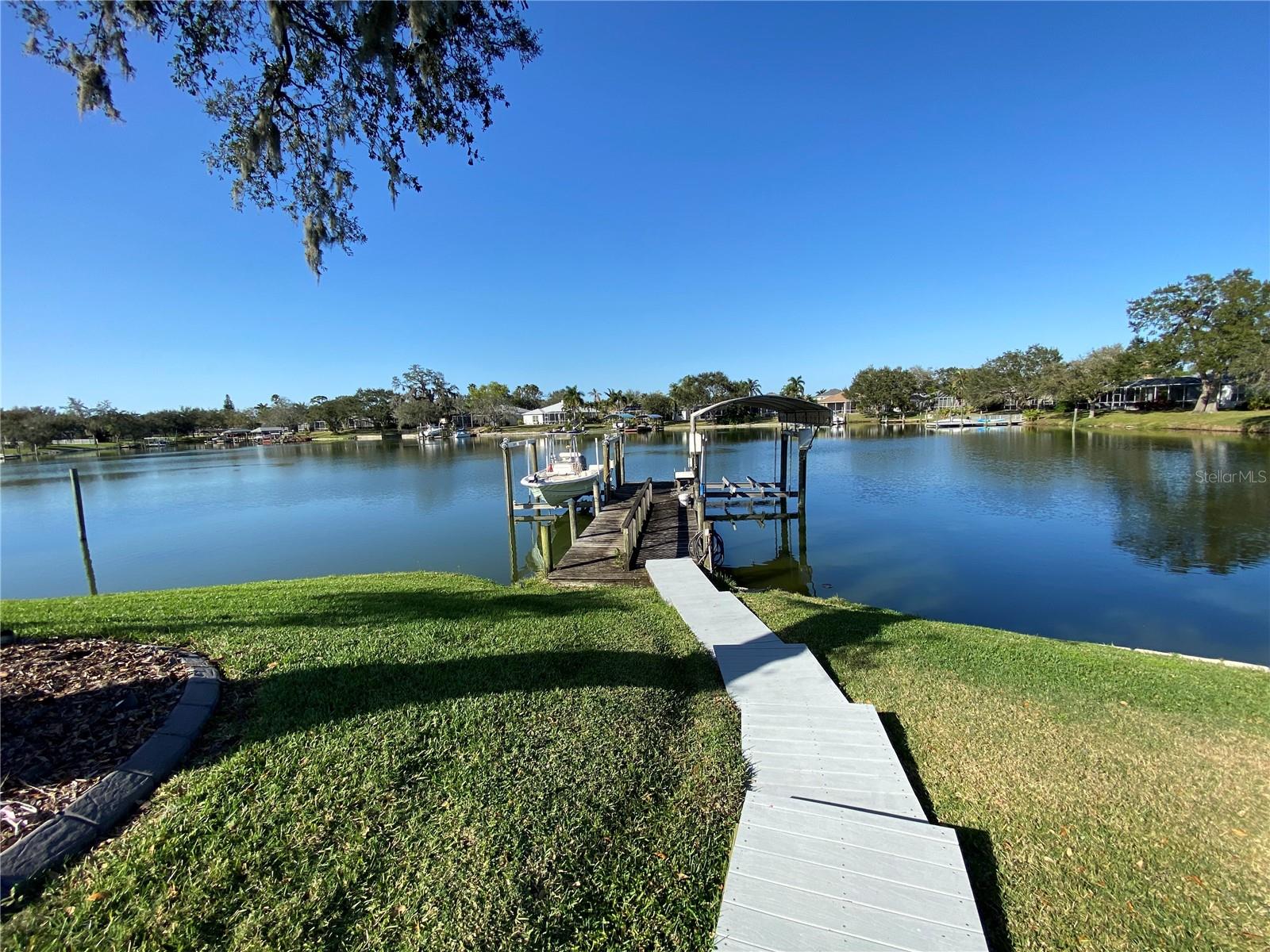 Image 7 of 39 For 3807 2nd Drive Ne