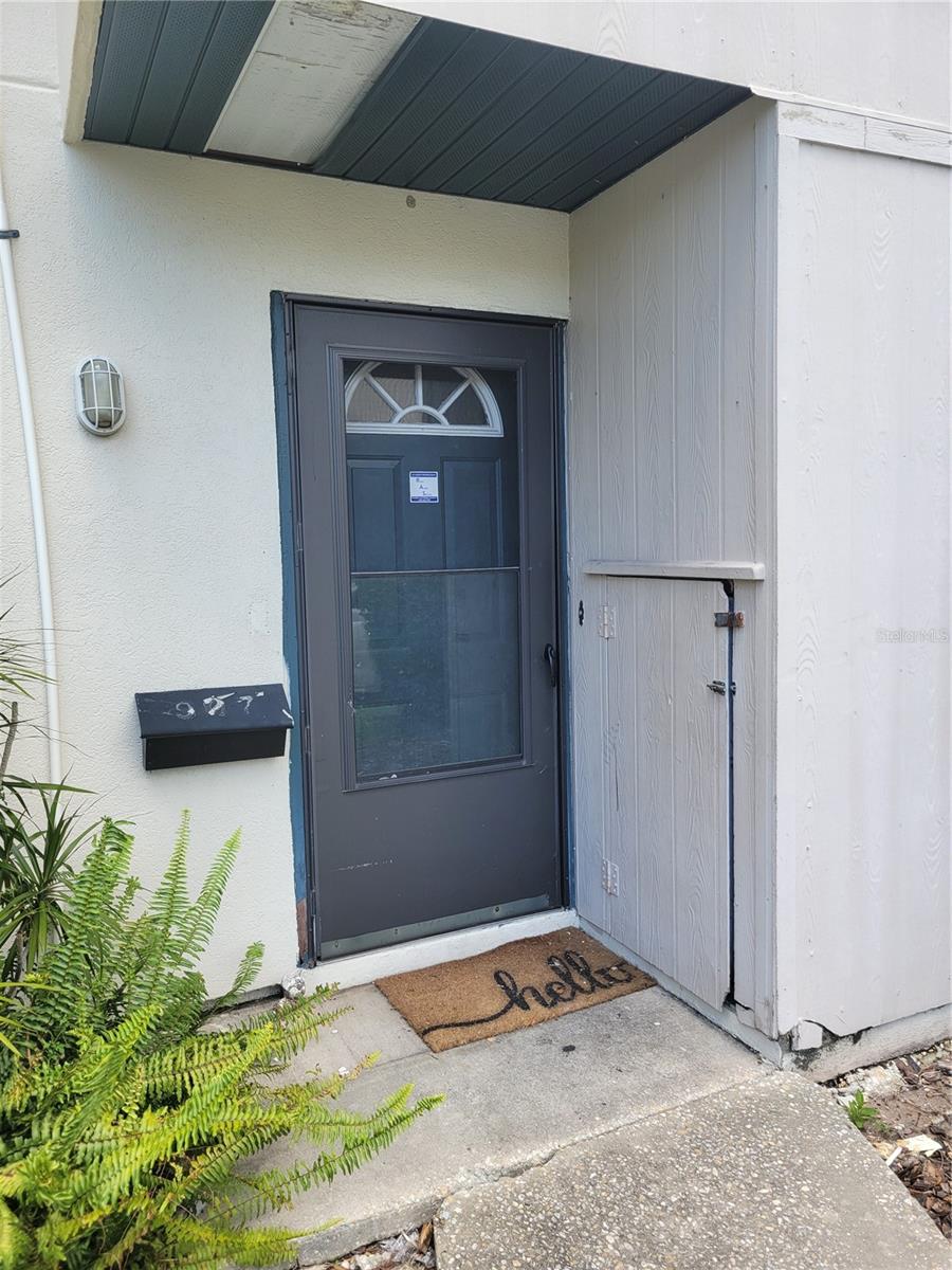 Image 2 of 11 For 927 Byron Lane 927