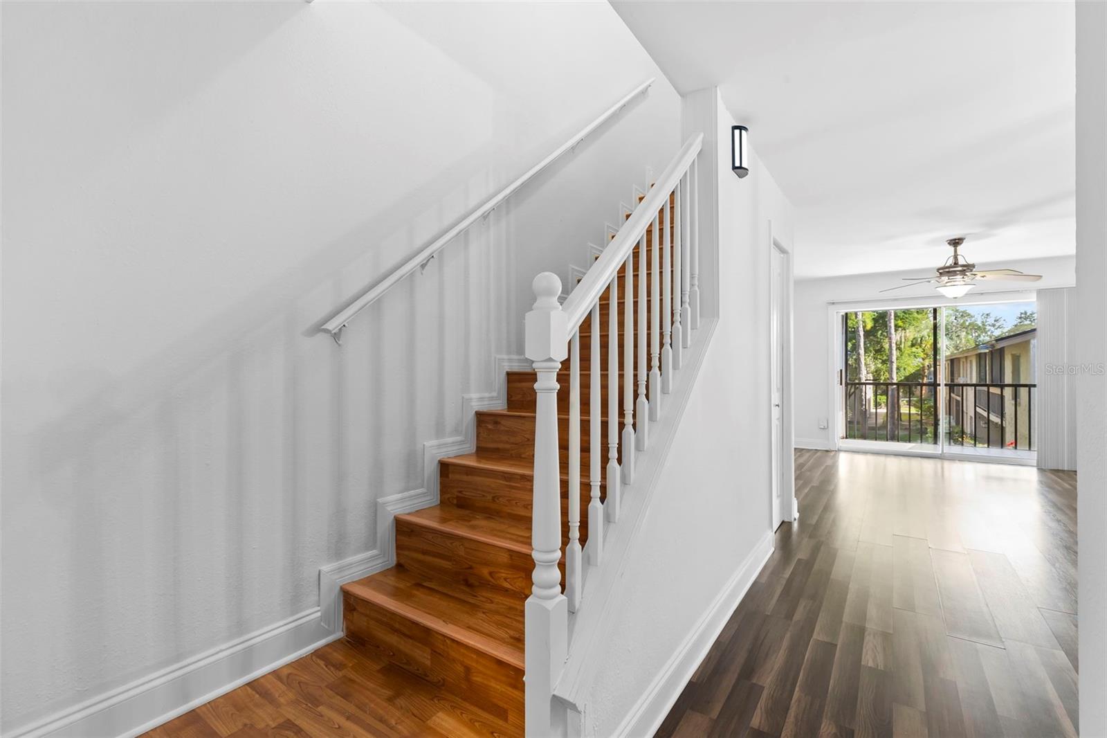Image 17 of 47 For 7523 Pitch Pine Circle  184