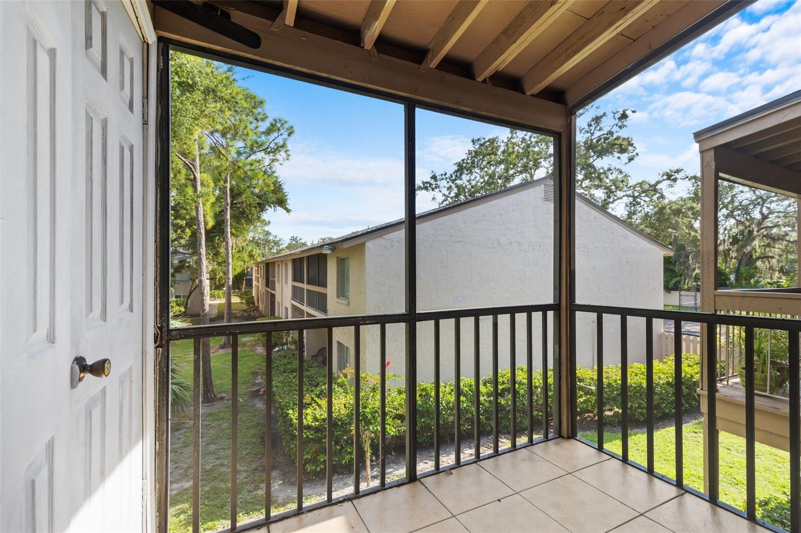 Image 33 of 47 For 7523 Pitch Pine Circle  184