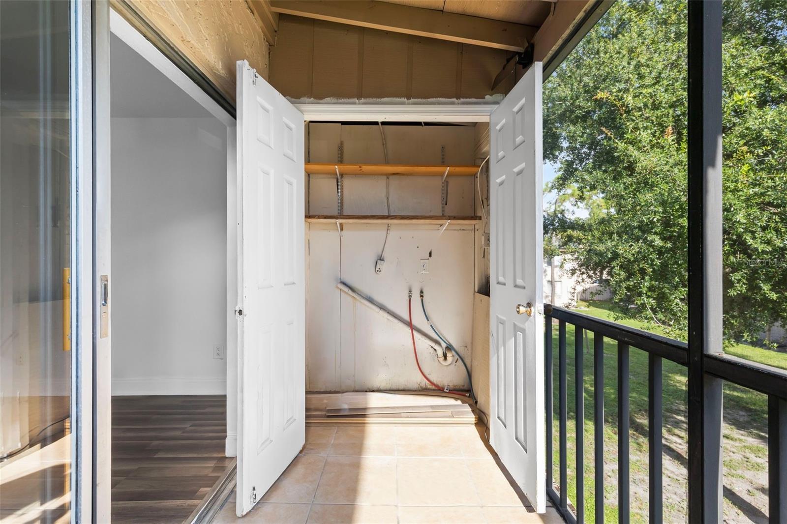 Image 35 of 47 For 7523 Pitch Pine Circle  184
