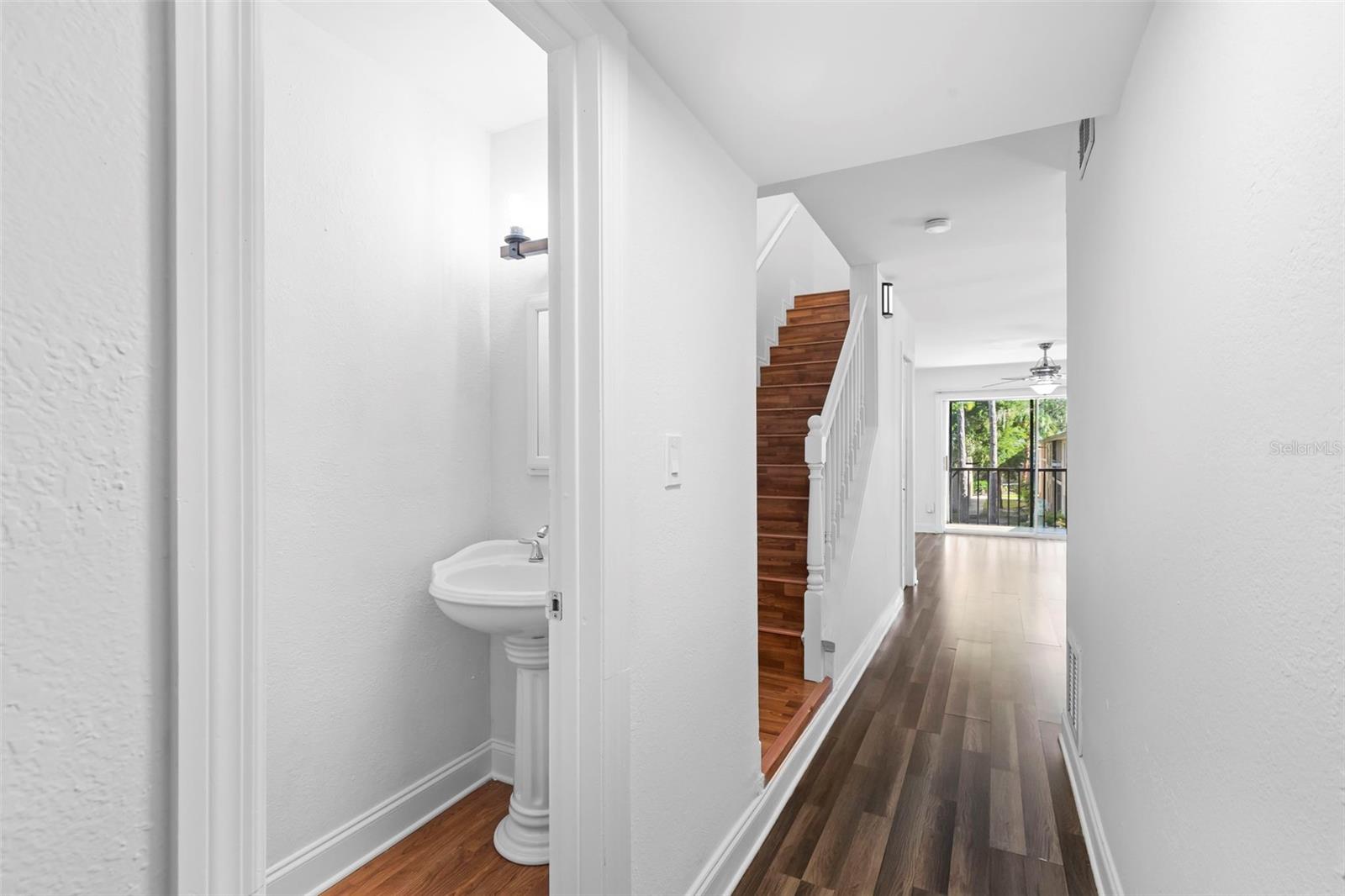 Image 5 of 47 For 7523 Pitch Pine Circle  184