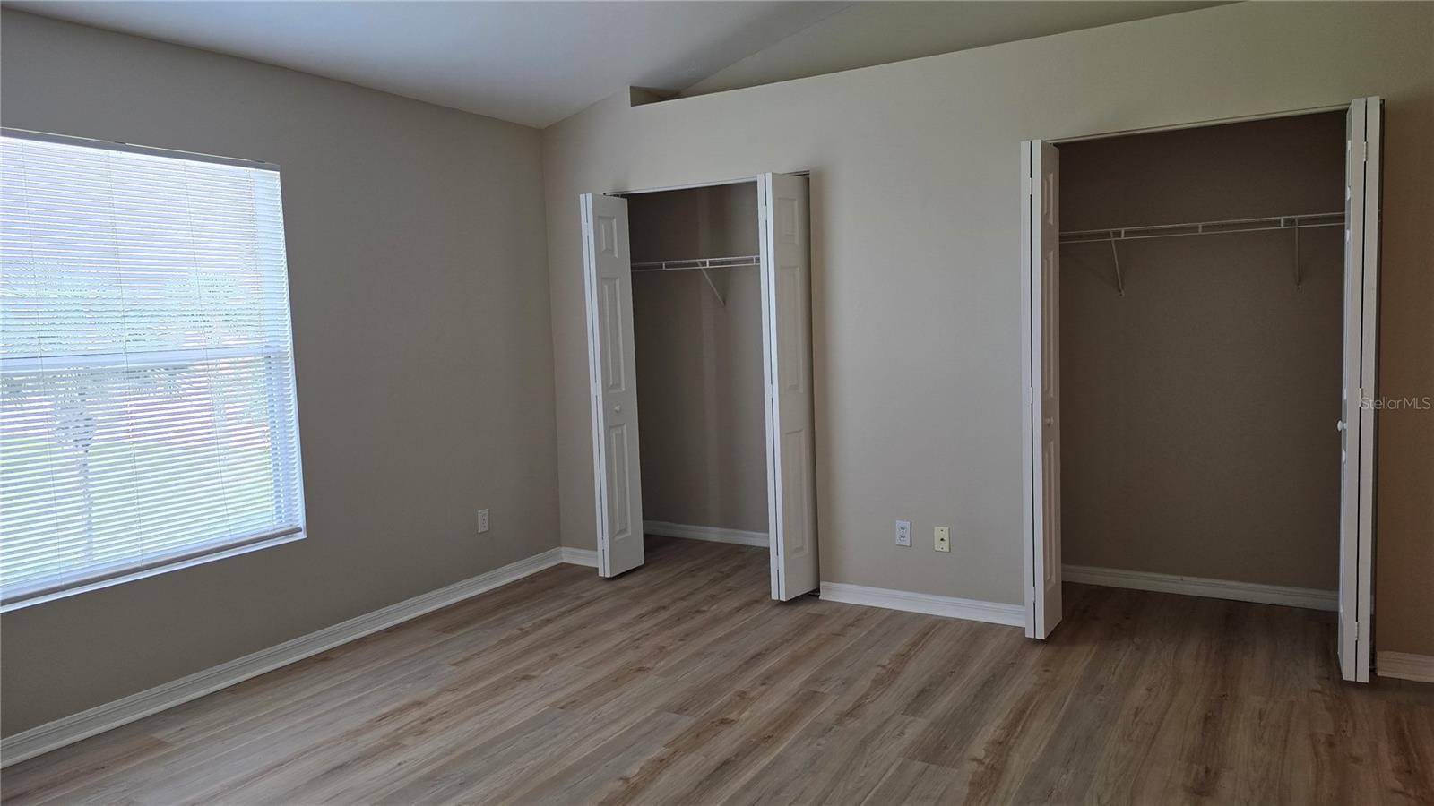 Image 14 of 32 For 3005 Palmetto Oak Drive 102