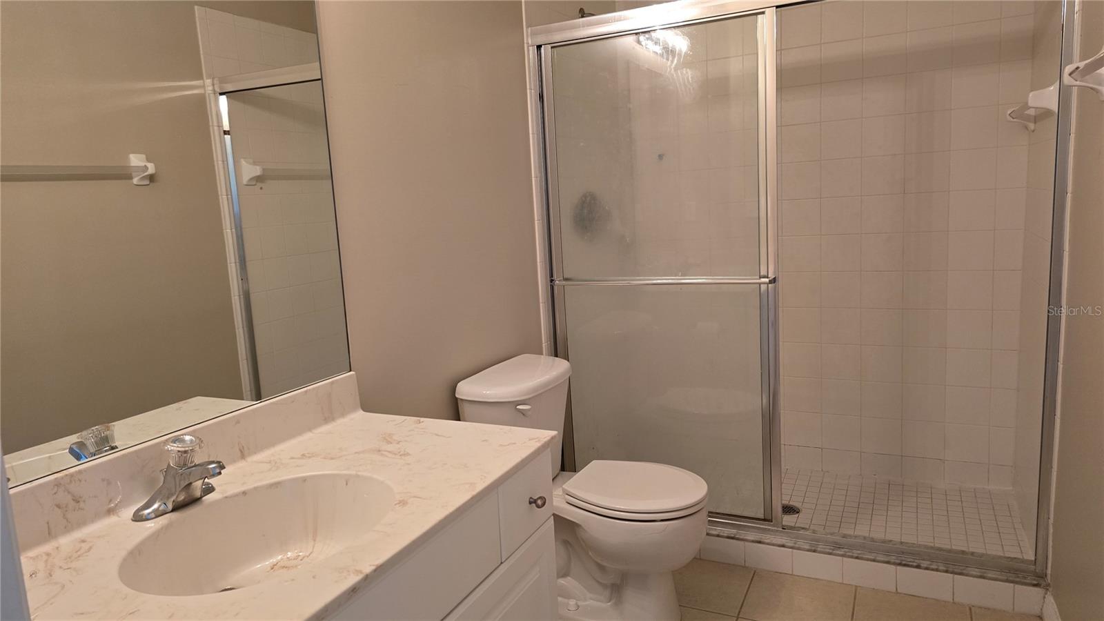 Image 16 of 32 For 3005 Palmetto Oak Drive 102