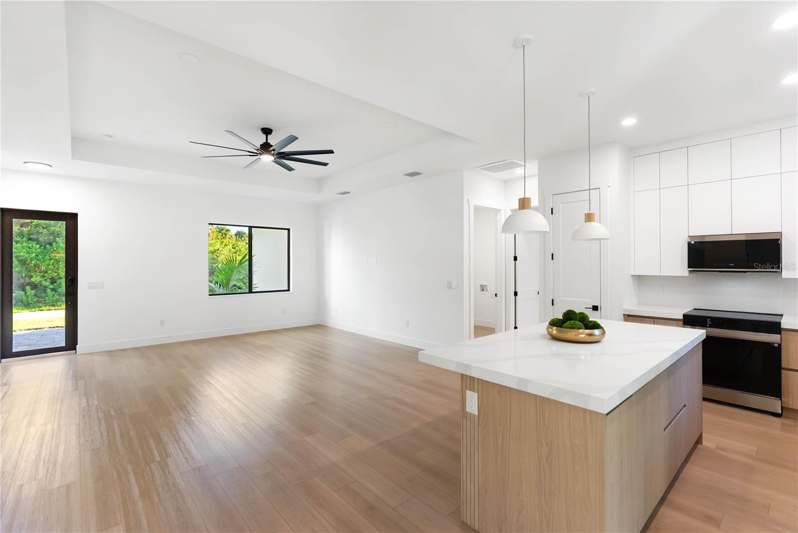 Image 27 of 72 For 14171 Marlin Avenue