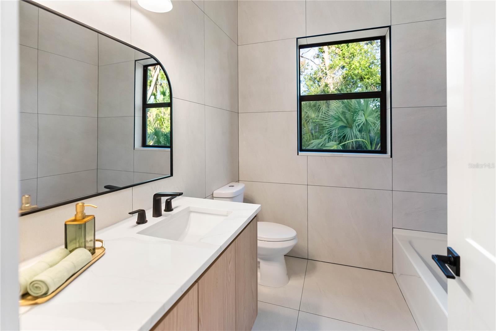 Image 48 of 72 For 14171 Marlin Avenue