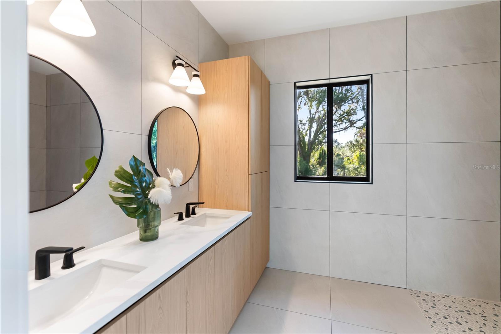 Image 52 of 72 For 14171 Marlin Avenue