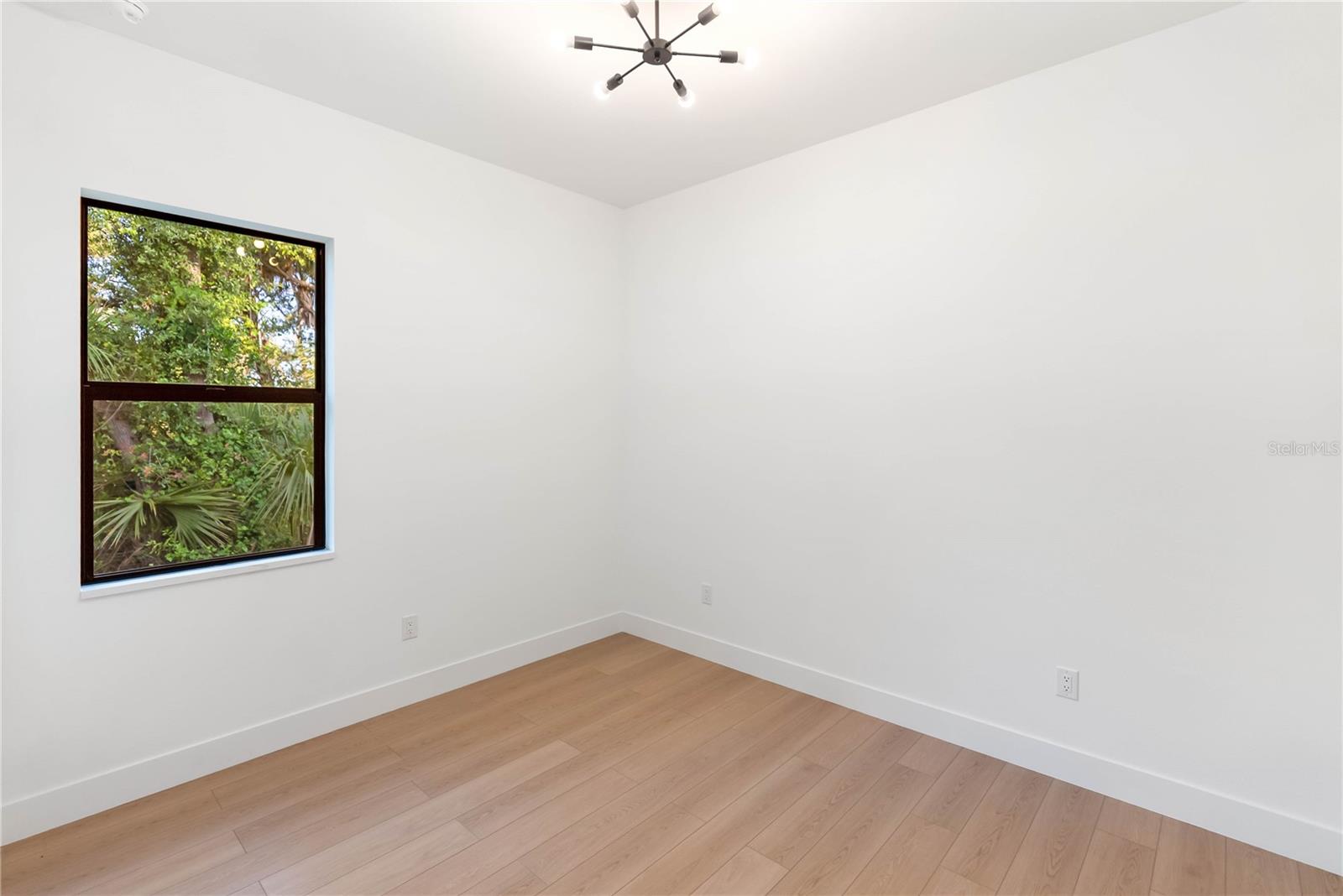 Image 62 of 72 For 14171 Marlin Avenue