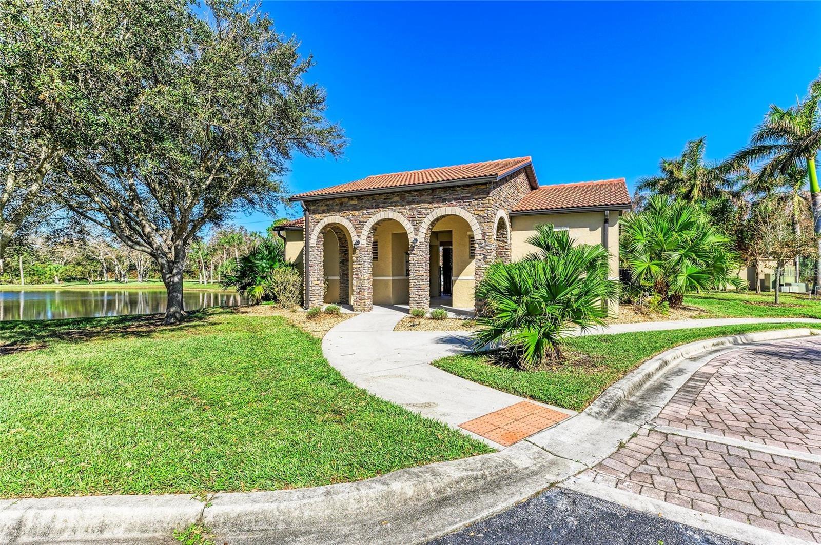 Image 34 of 36 For 2084 La Palma Avenue