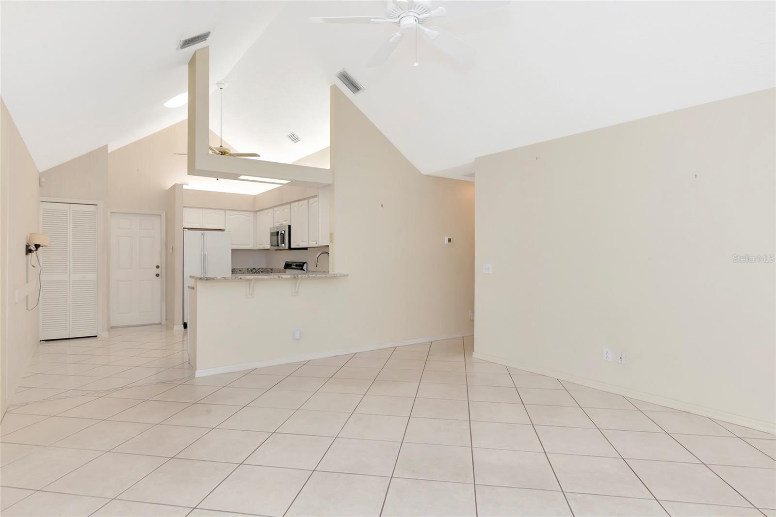 Image 11 of 39 For 4647 Whirlaway Drive A