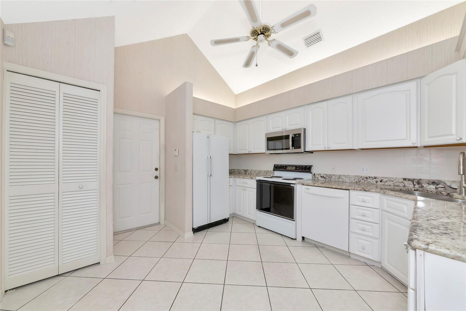 Image 13 of 39 For 4647 Whirlaway Drive A