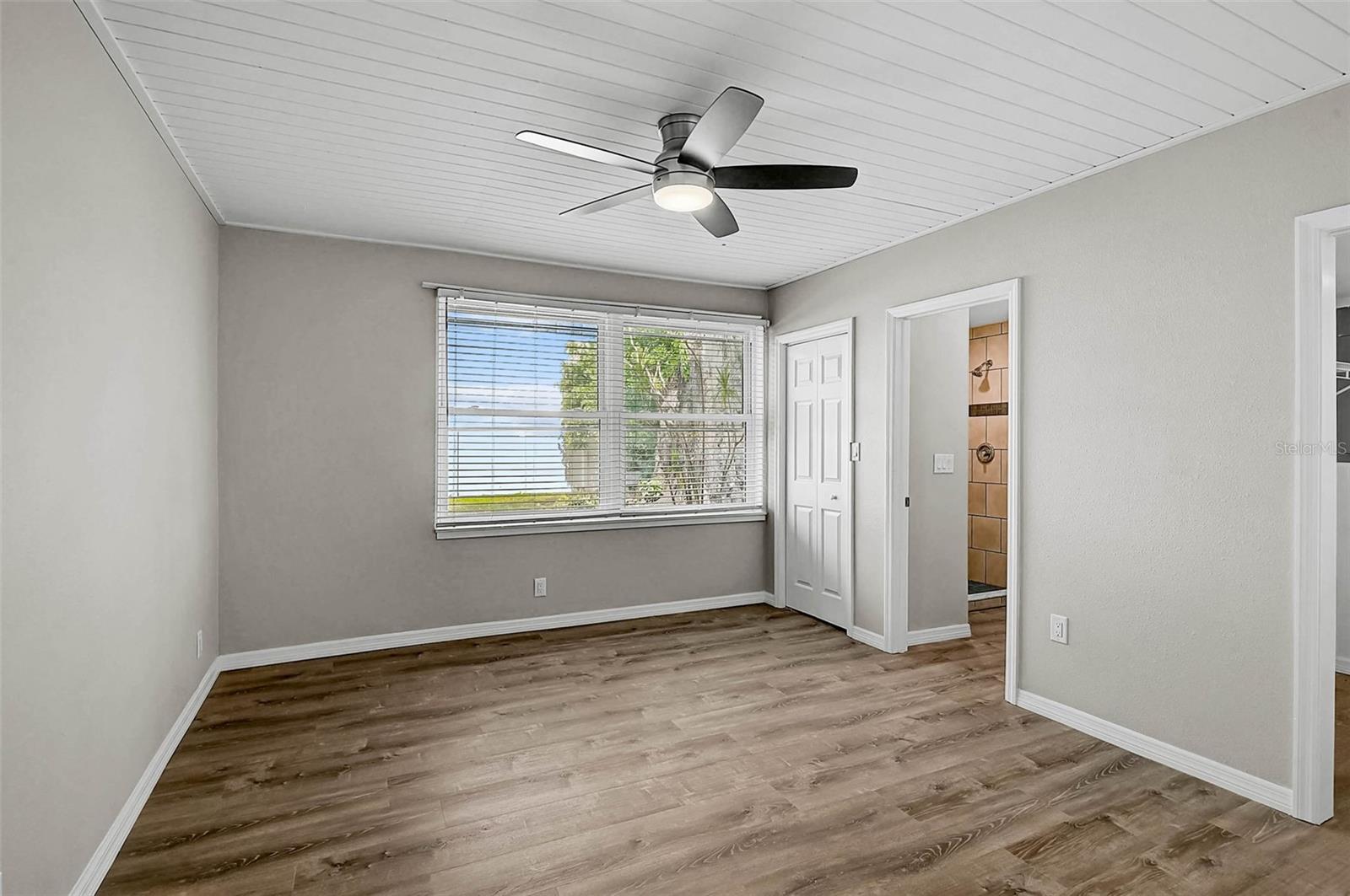 Image 19 of 49 For 102 20th Street Ne