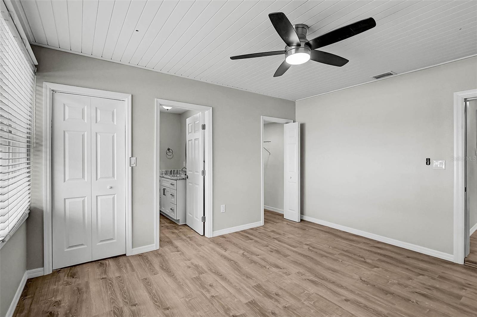 Image 22 of 49 For 102 20th Street Ne