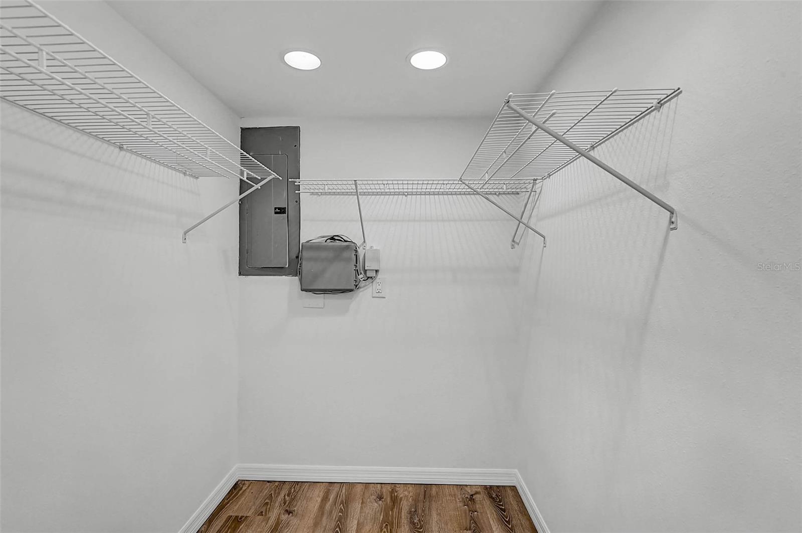 Image 25 of 49 For 102 20th Street Ne