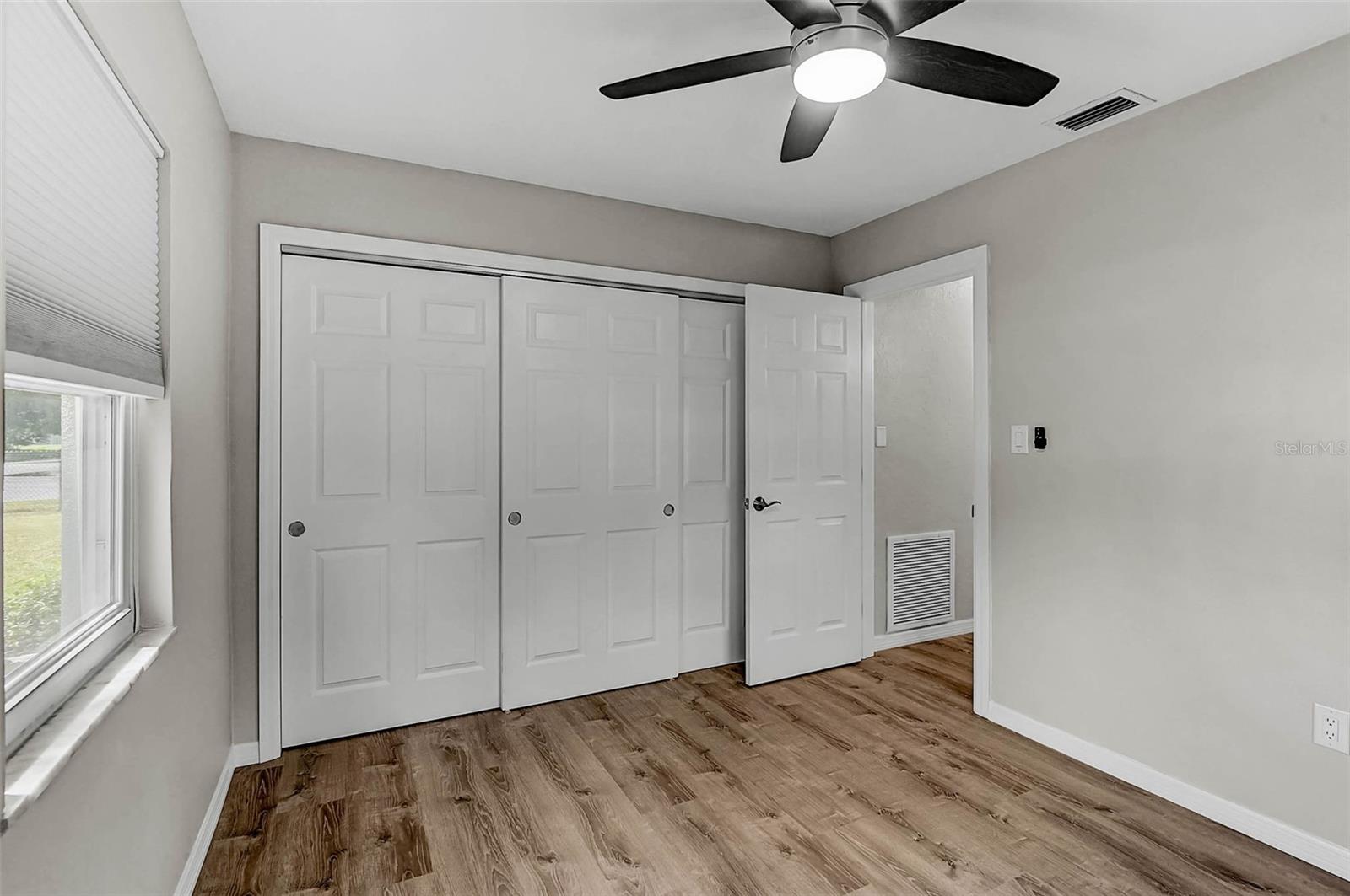 Image 27 of 49 For 102 20th Street Ne