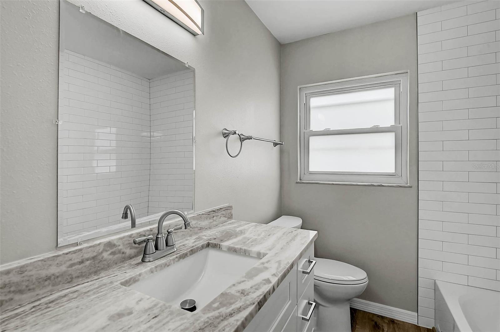 Image 29 of 49 For 102 20th Street Ne