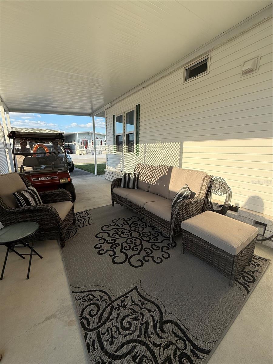 Image 16 of 22 For 35048 Condominium Boulevard