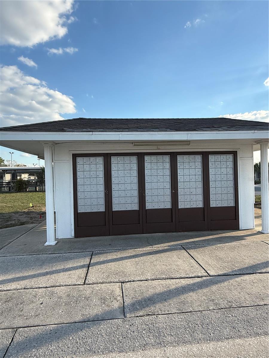 Image 19 of 22 For 35048 Condominium Boulevard