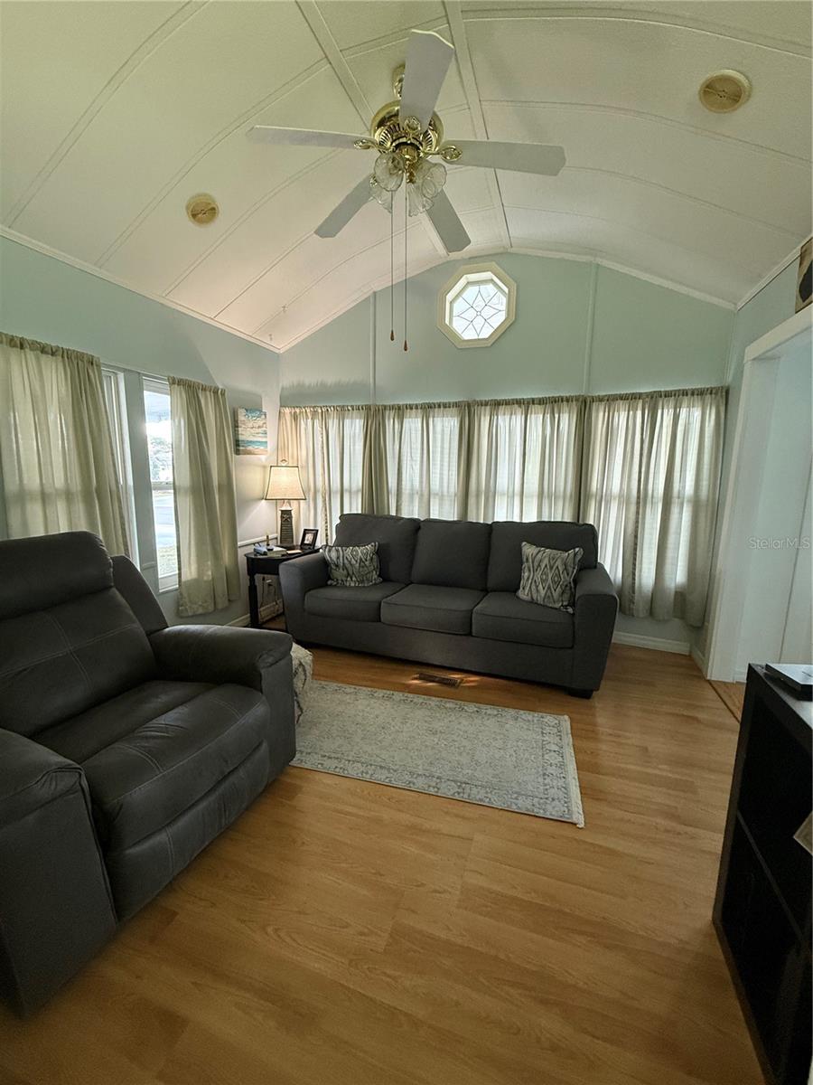 Image 2 of 22 For 35048 Condominium Boulevard