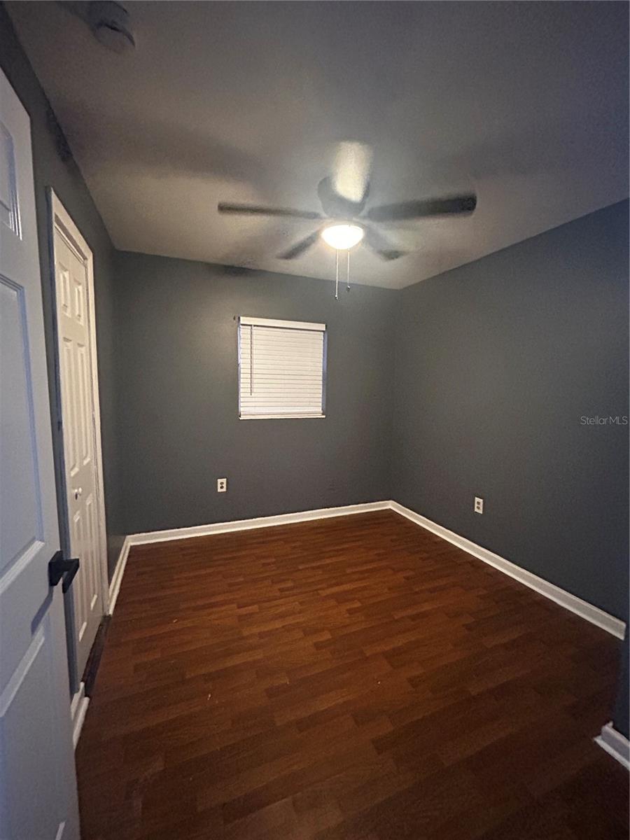 Image 4 of 10 For 1910 3rd Avenue E