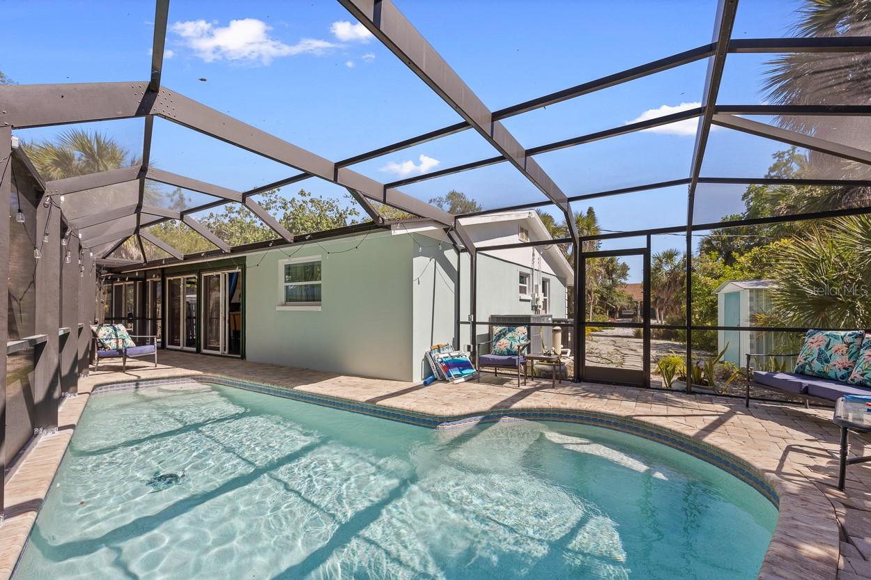 Image 34 of 51 For 4055 Bay Oaks Circle
