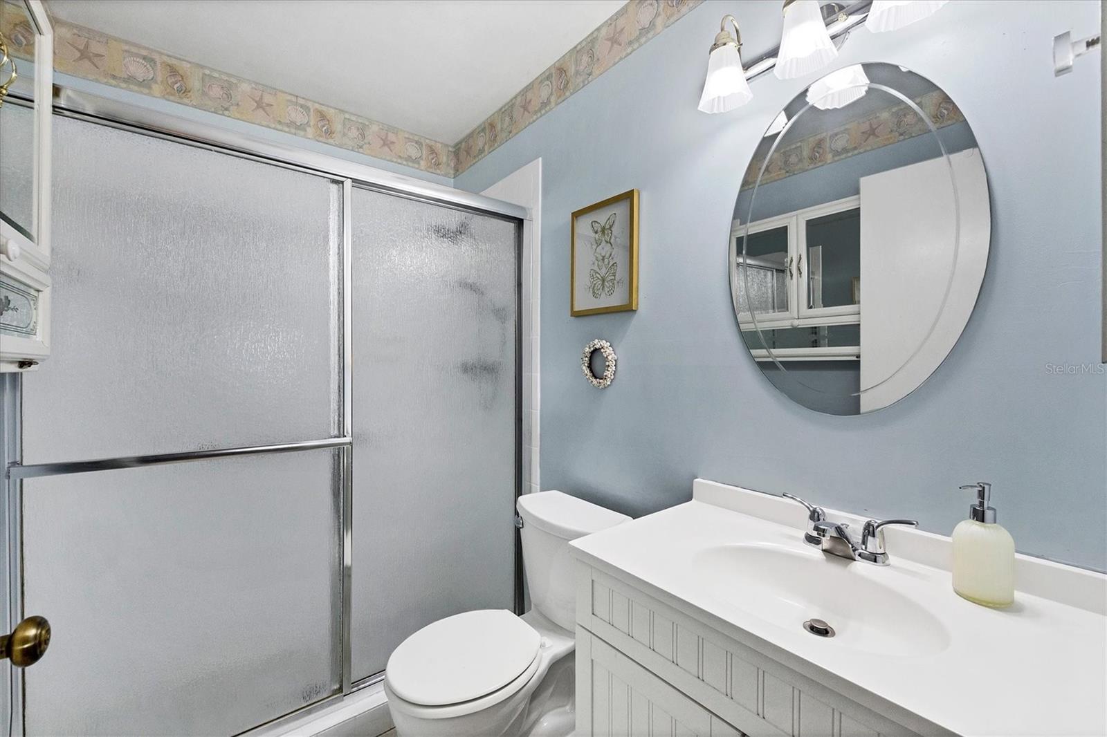 Image 18 of 57 For 4607 Mount Vernon Drive 4607