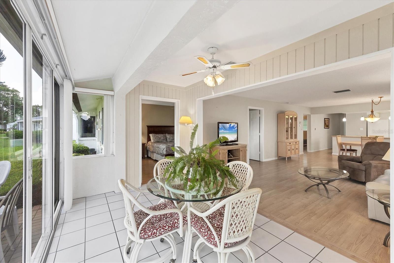 Image 23 of 57 For 4607 Mount Vernon Drive 4607