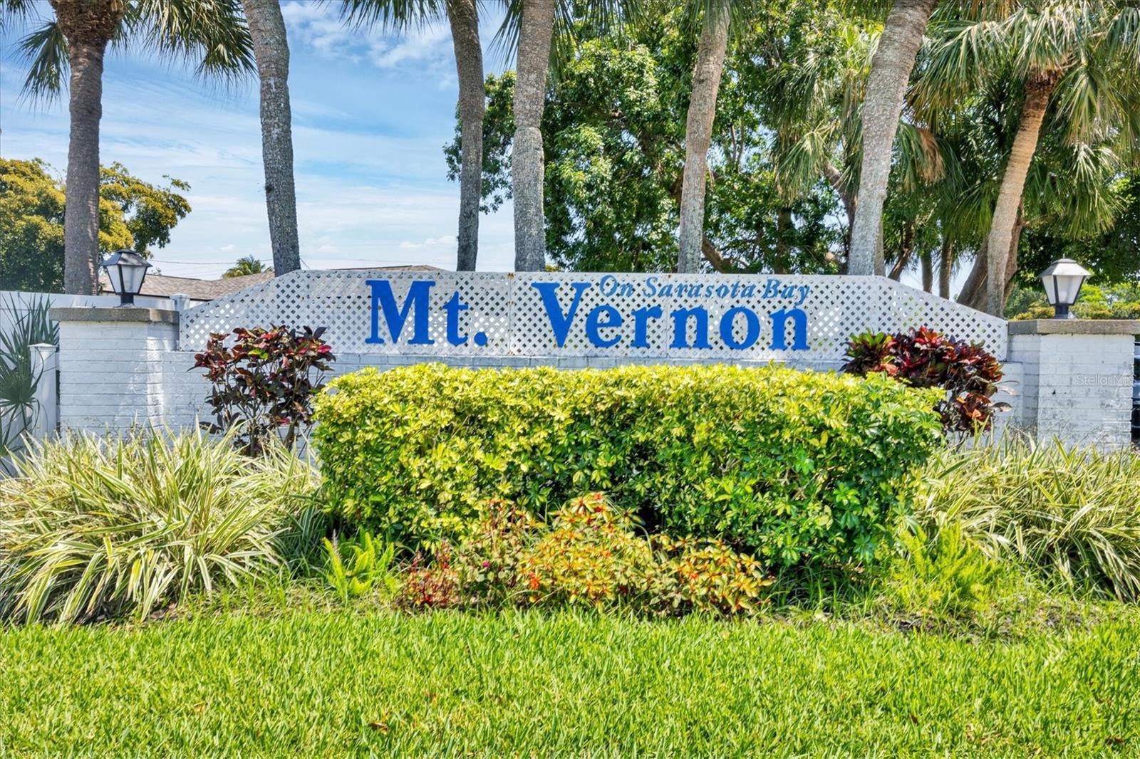 Image 44 of 57 For 4607 Mount Vernon Drive 4607