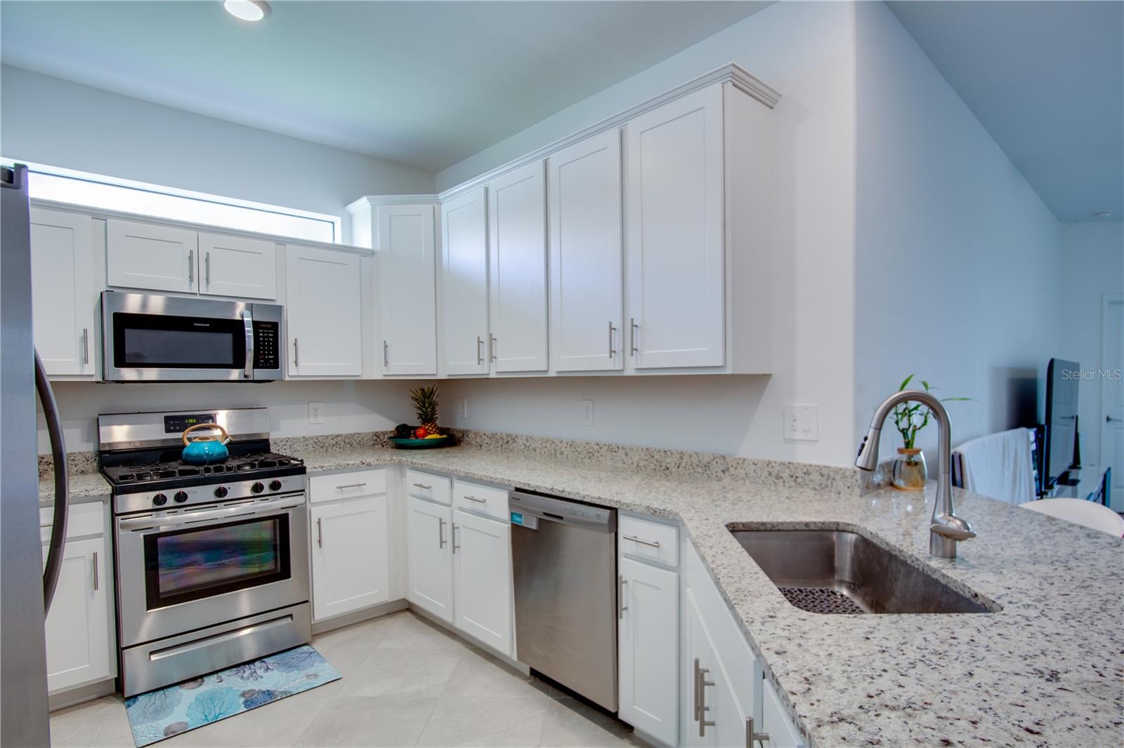 Image 2 of 70 For 5537 Tidal Breeze Cove