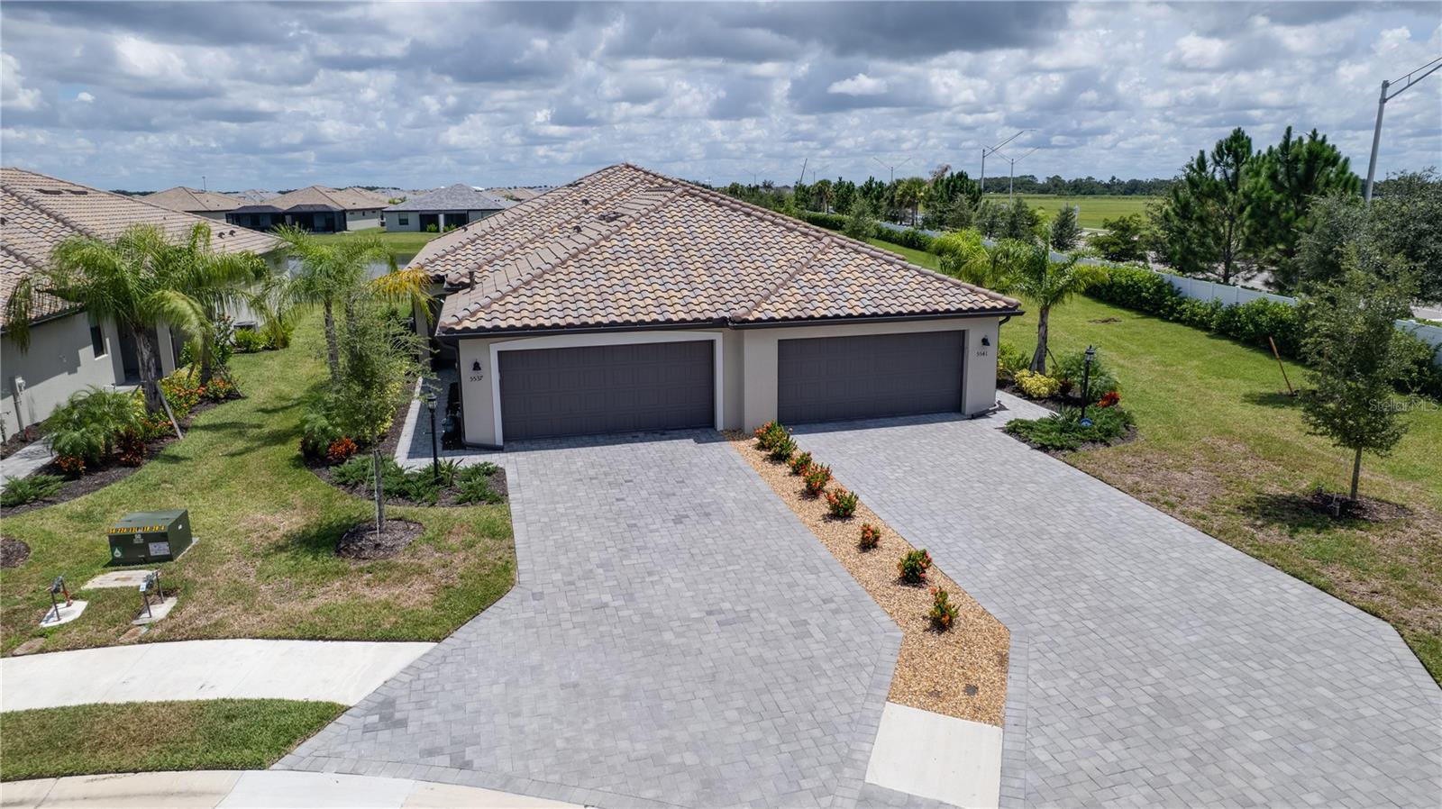 Image 29 of 70 For 5537 Tidal Breeze Cove