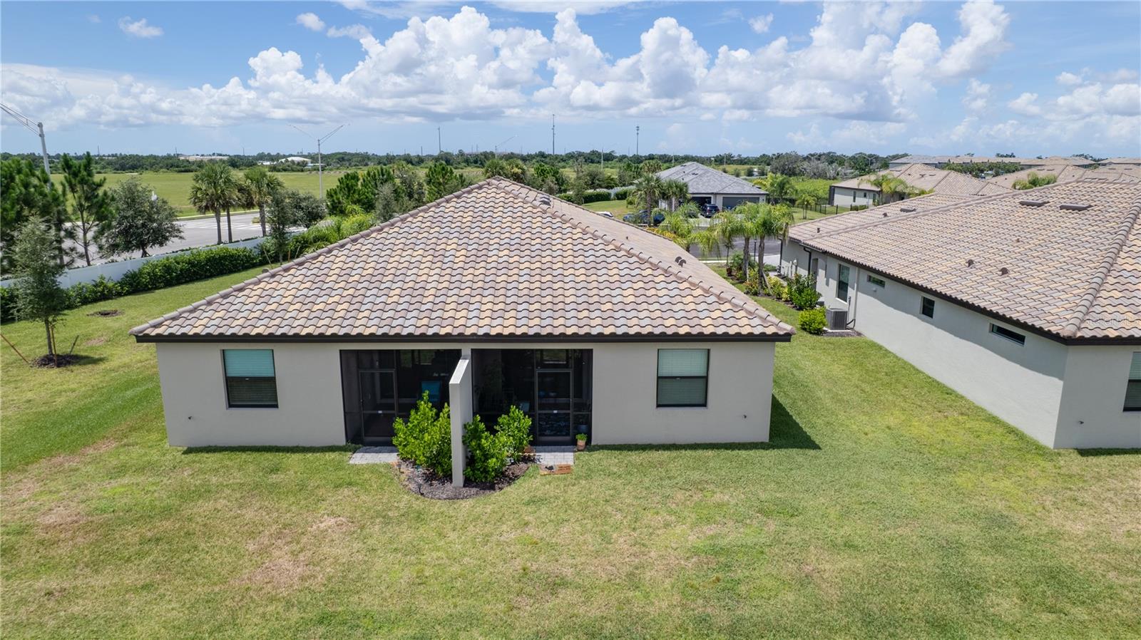 Image 37 of 70 For 5537 Tidal Breeze Cove