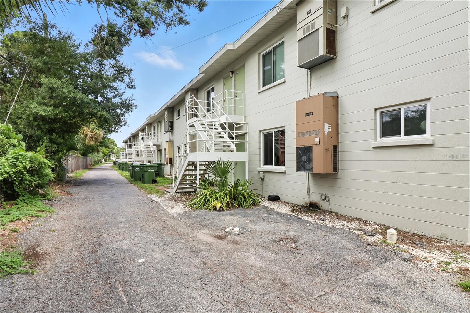 Image 9 of 12 For 2304 Ringling Boulevard 100