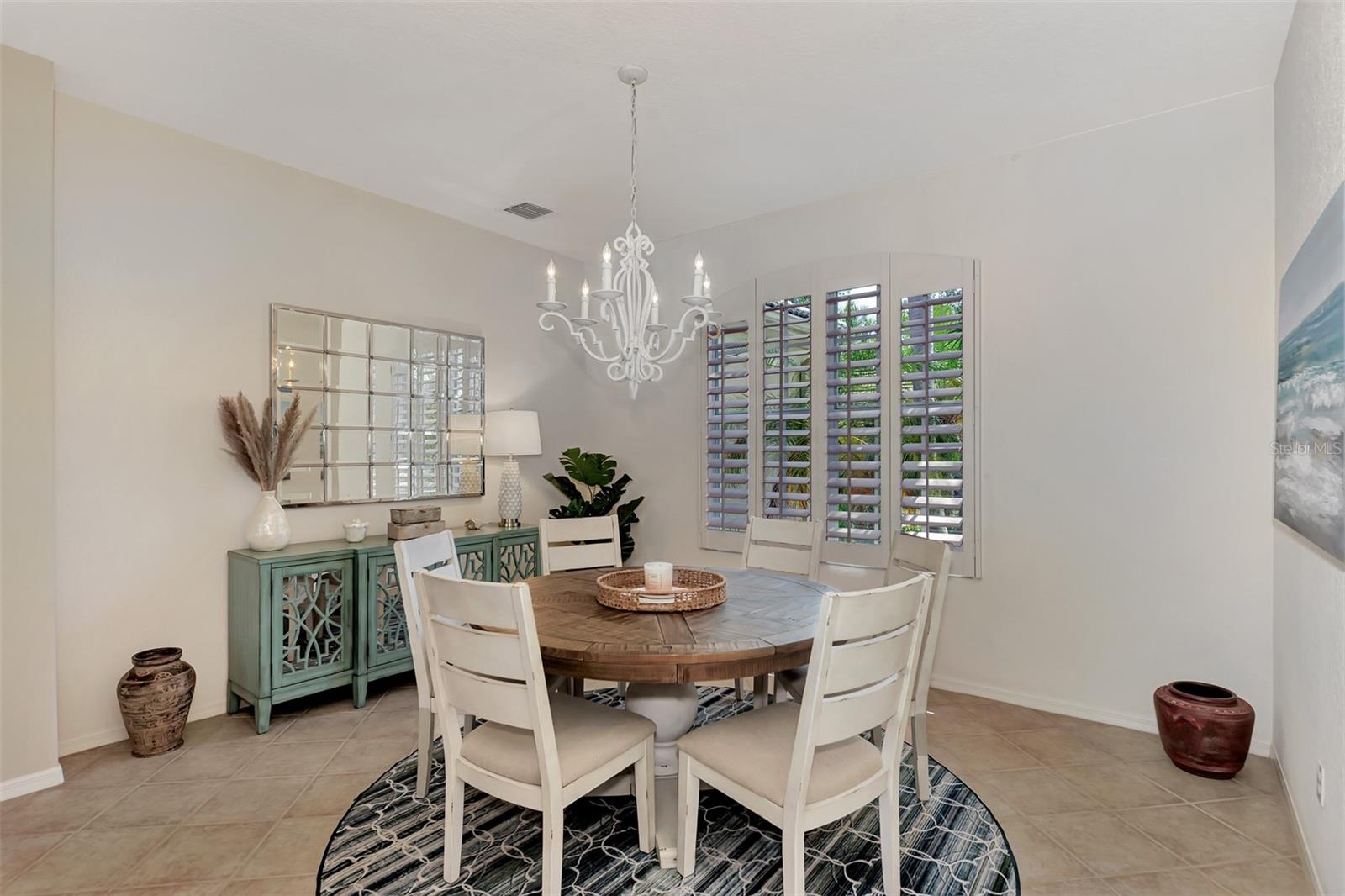 Image 15 of 56 For 383 Cedarbrook Court