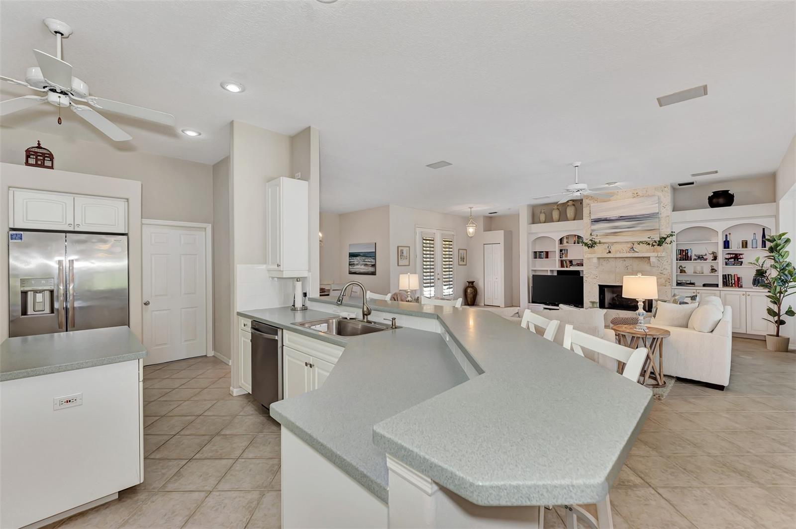 Image 23 of 56 For 383 Cedarbrook Court