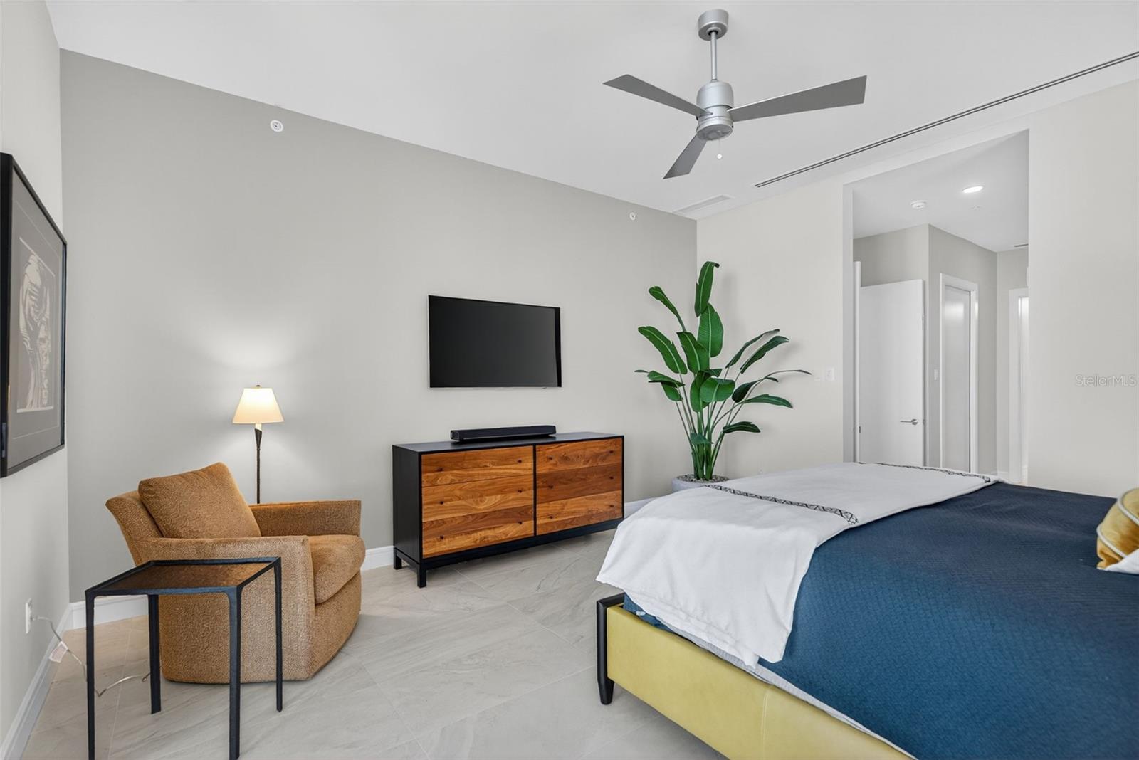 Image 26 of 73 For 605 Gulfstream Avenue 5s
