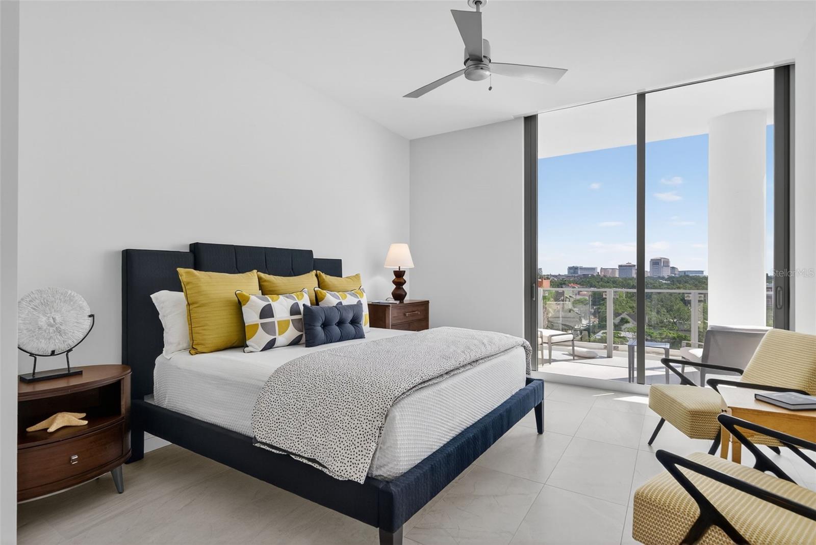 Image 38 of 73 For 605 Gulfstream Avenue 5s