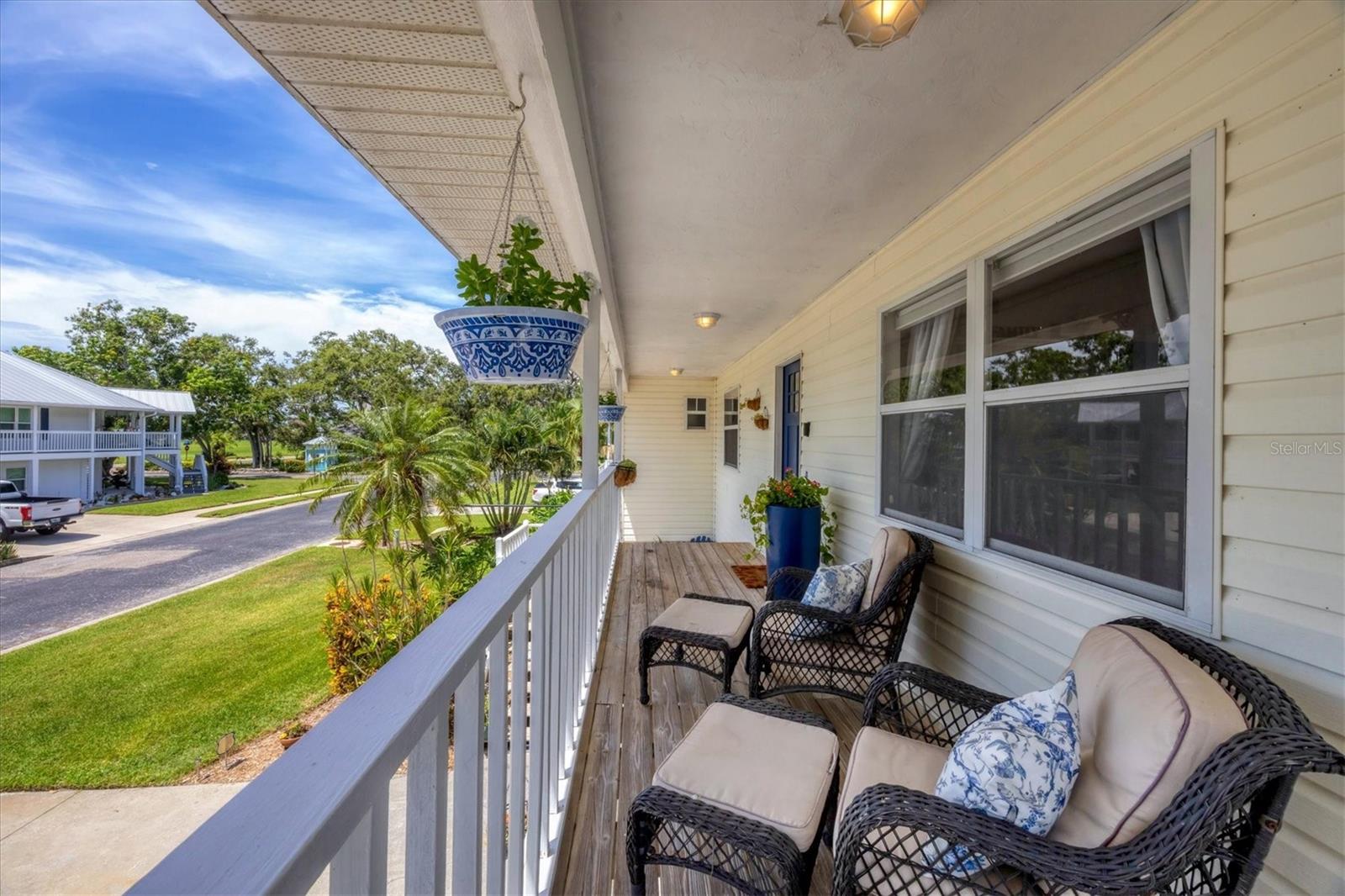 Image 10 of 56 For 1408 43rd Avenue Drive W
