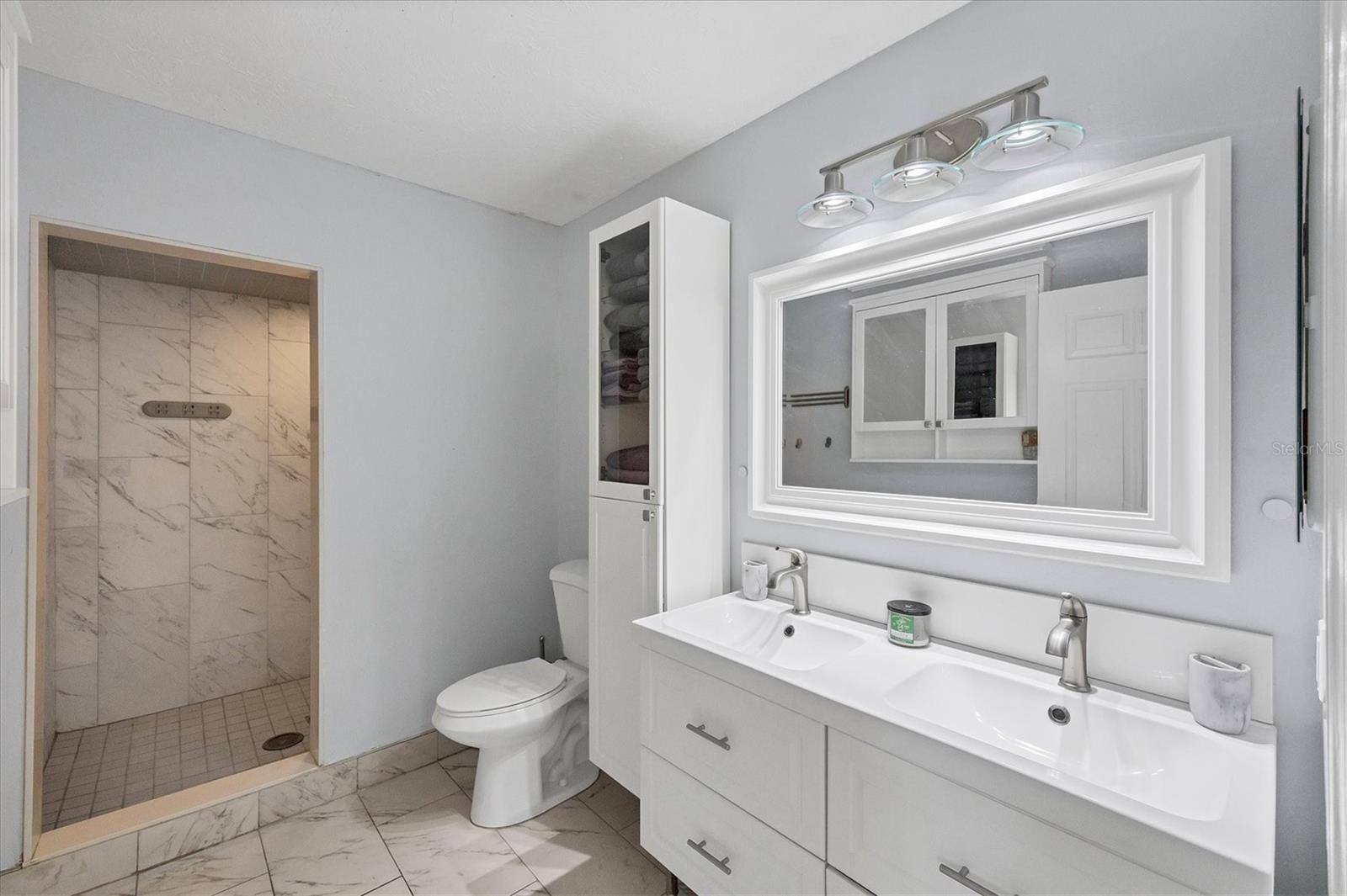Image 31 of 56 For 1408 43rd Avenue Drive W