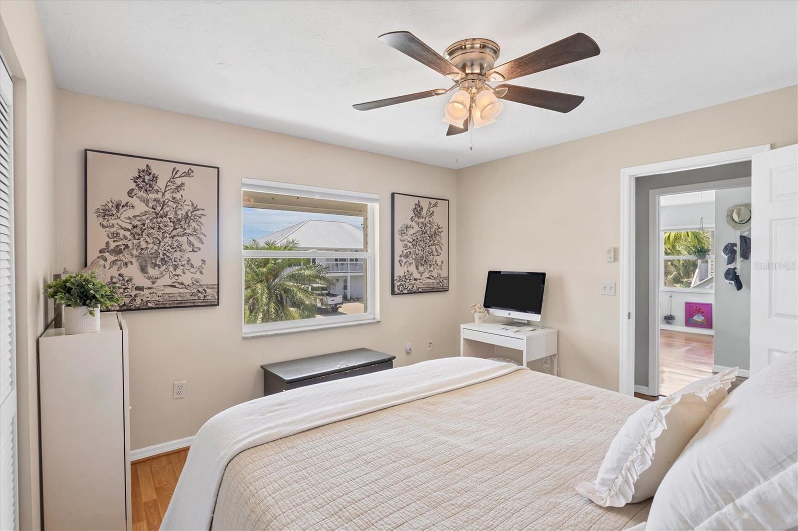 Image 34 of 56 For 1408 43rd Avenue Drive W