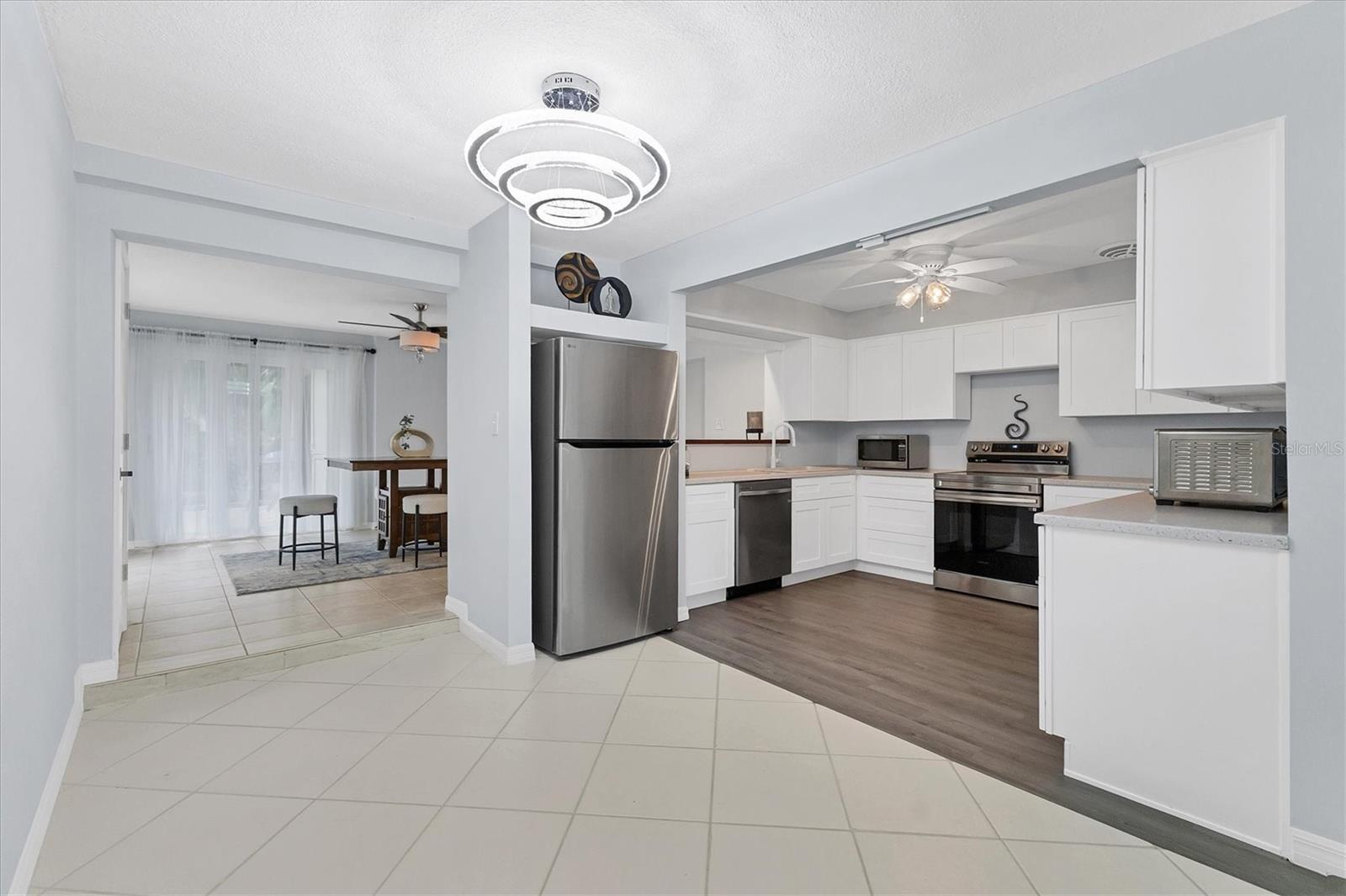 Image 10 of 49 For 4919 Lemon Bay Drive