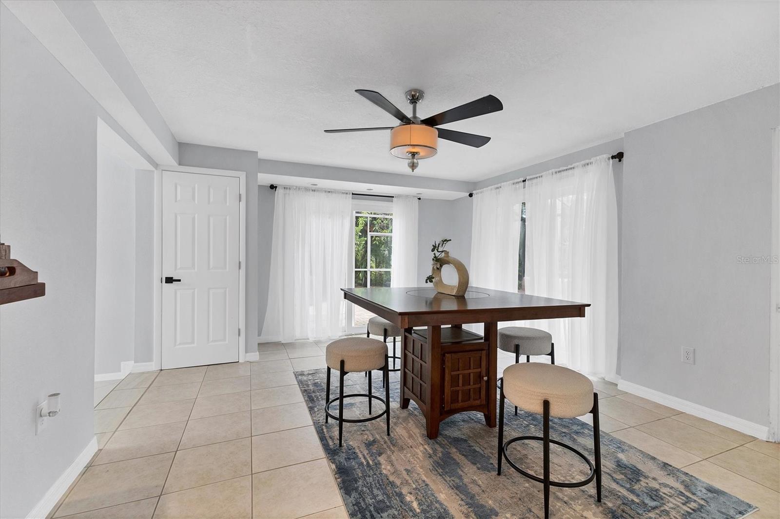 Image 15 of 49 For 4919 Lemon Bay Drive