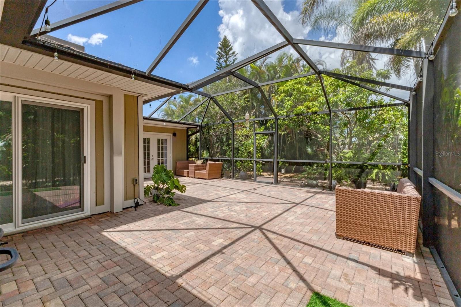Image 29 of 49 For 4919 Lemon Bay Drive