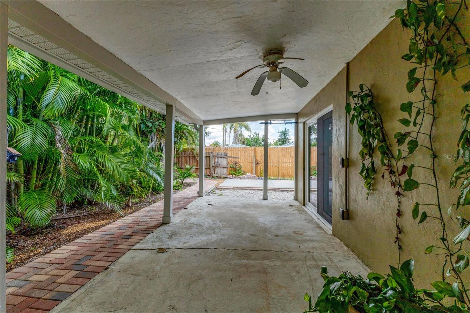 Image 34 of 49 For 4919 Lemon Bay Drive