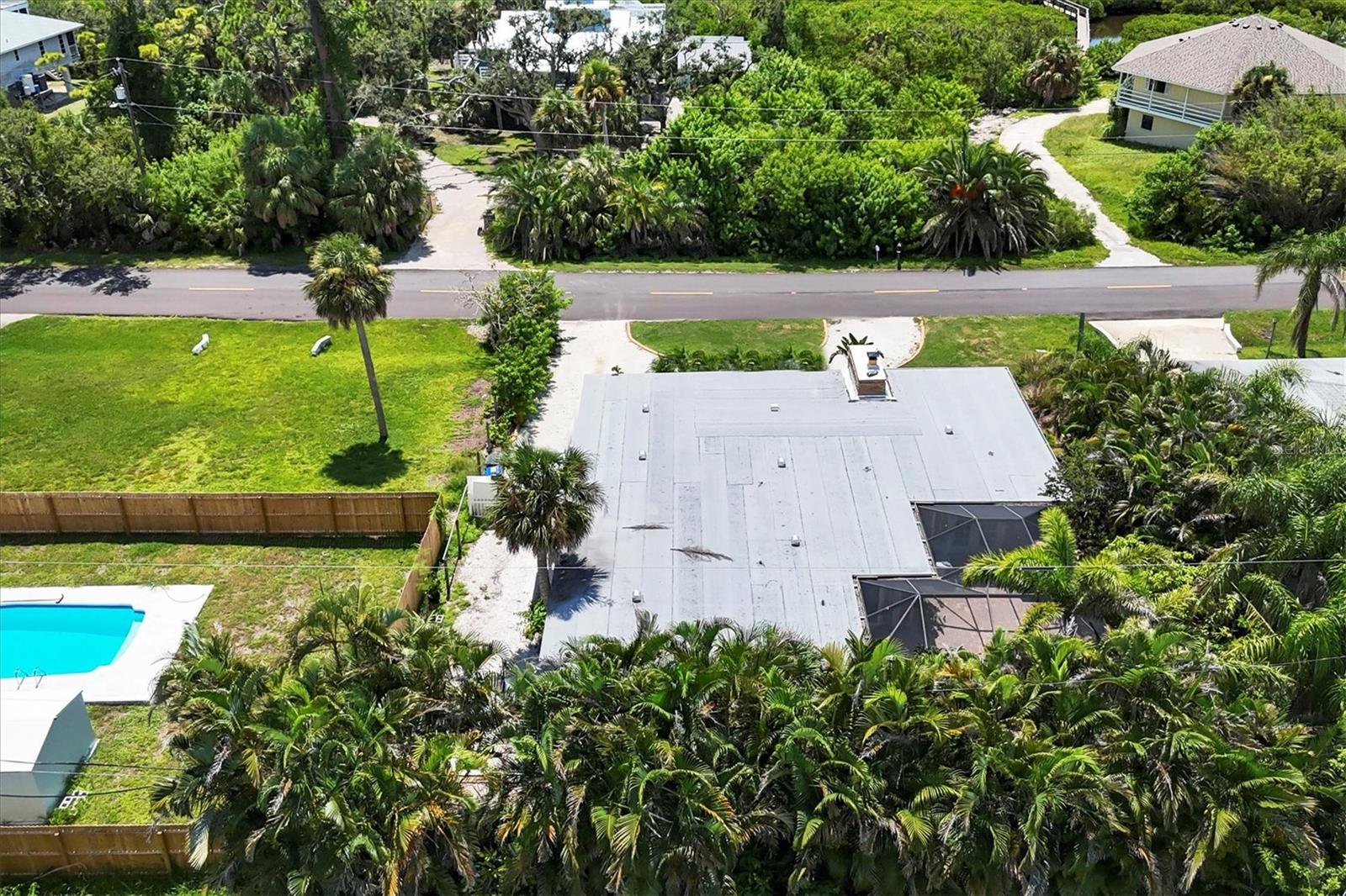 Image 38 of 49 For 4919 Lemon Bay Drive