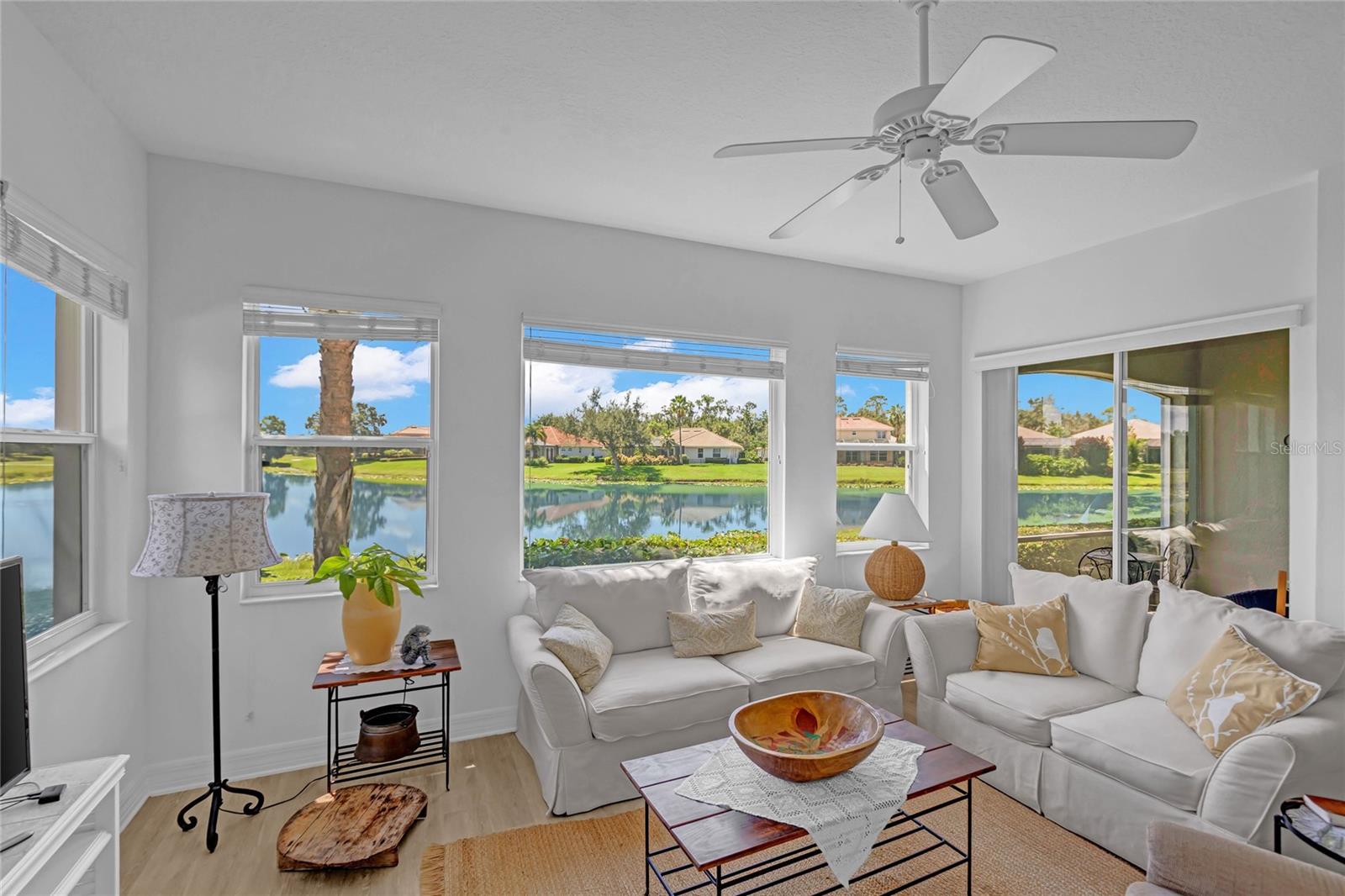 Image 4 of 54 For 9630 Sea Turtle Terrace 102